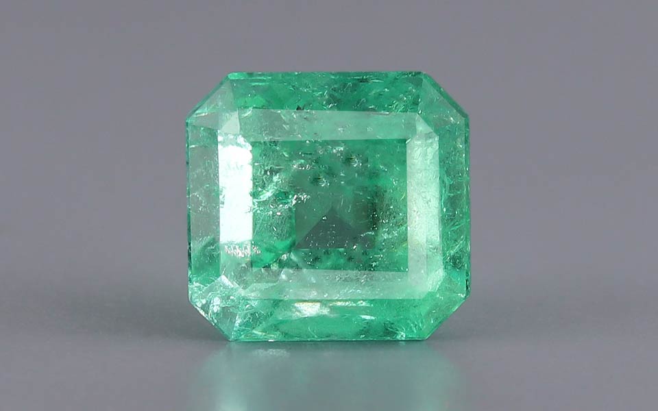 Emerald (Panna) Gemstone - 3.61 Carats
