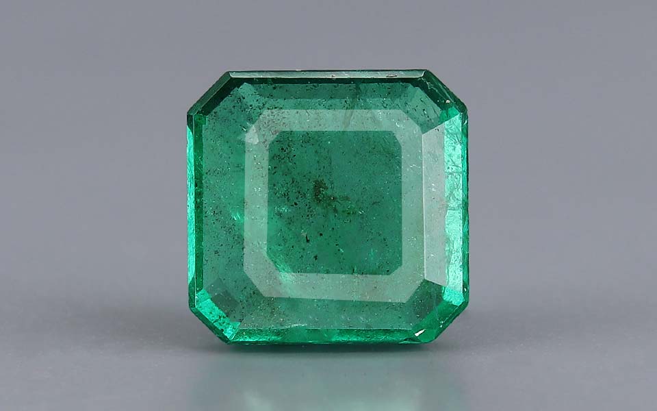 Emerald (Panna) Gemstone - 5.58 Carats