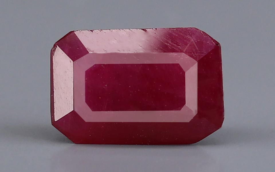 Ruby (Manik) Gemstone - 3.84 Carats