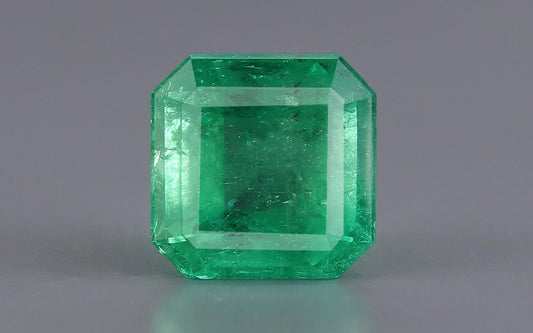 Emerald (Panna) Gemstone - 3.77 Carats