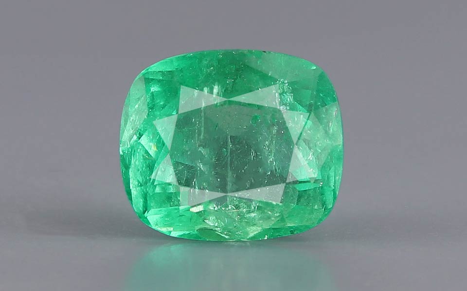 Emerald (Panna) Gemstone - 4.45 Carats