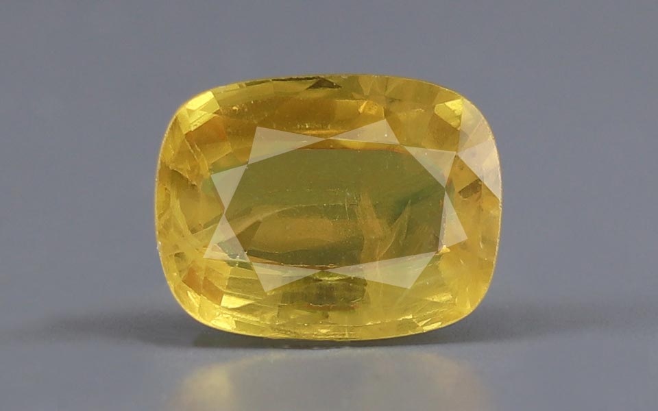Yellow Sapphire (Pukhraj) Gemstone - 3.98 Carats