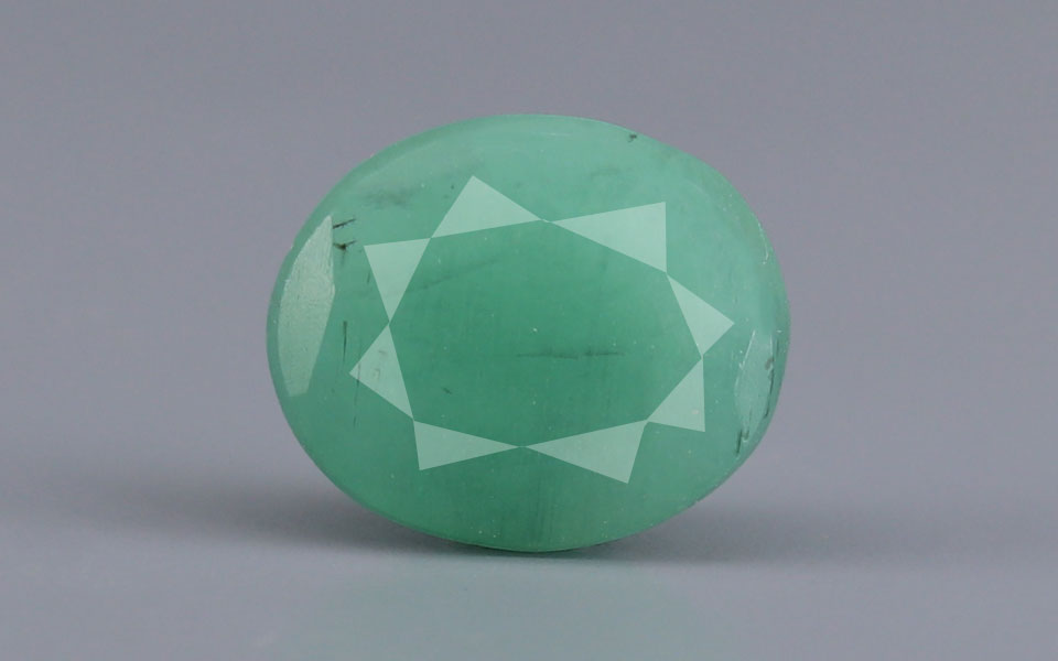 Emerald (Panna) Gemstone - 2.84 Carats