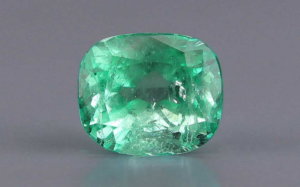 Emerald (Panna) Gemstone - 4.49 Carats