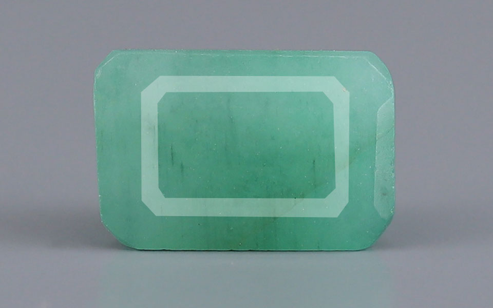 Emerald (Panna) Gemstone - 2.77 Carats