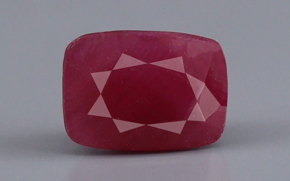 Ruby (Manik) Gemstone - 3.95 Carats