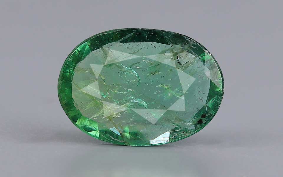 Emerald (Panna) Gemstone - 3.81 Carats