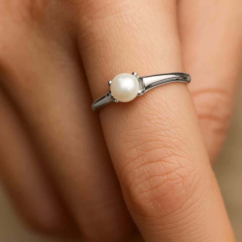 Regal Vintage Sterling Silver Pearl Ring for Women