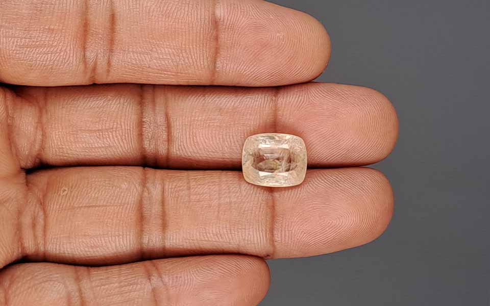 Yellow Sapphire (Pukhraj) Gemstone - 7.33 Carats