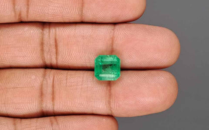 Emerald (Panna) Gemstone - 3.77 Carats