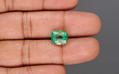 Emerald (Panna) Gemstone - 4.49 Carats
