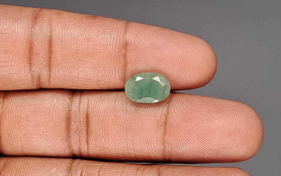Emerald (Panna) Gemstone - 2.83 Carats