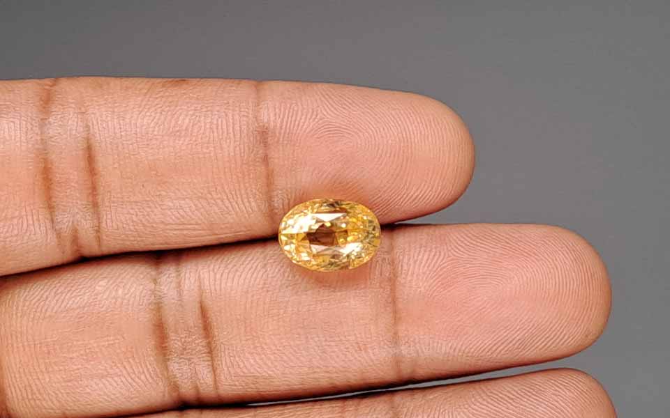 Yellow Sapphire (Pukhraj) Gemstone - 6.16 Carats