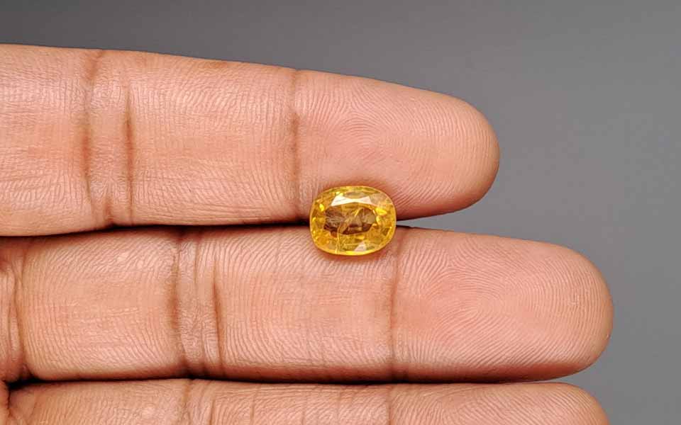 Yellow Sapphire (Pukhraj) Gemstone - 3.56 Carats