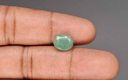 Emerald (Panna) Gemstone - 2.84 Carats
