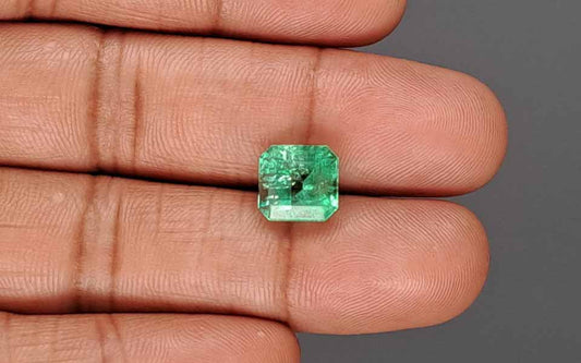 Emerald (Panna) Gemstone - 3.61 Carats