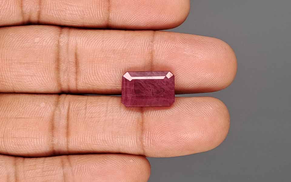 Ruby (Manik) Gemstone - 8.63 Carats