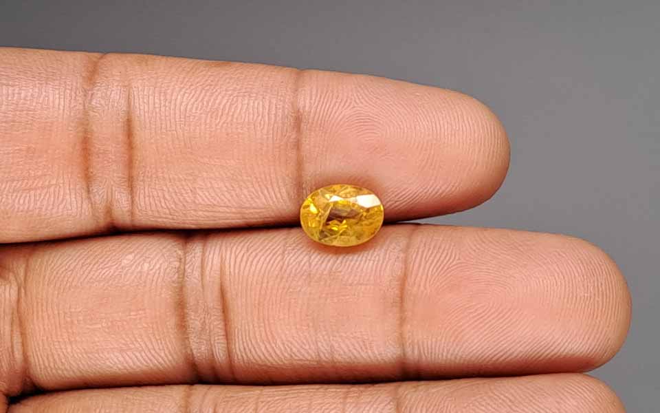 Yellow Sapphire (Pukhraj) Gemstone - 2.87 Carats