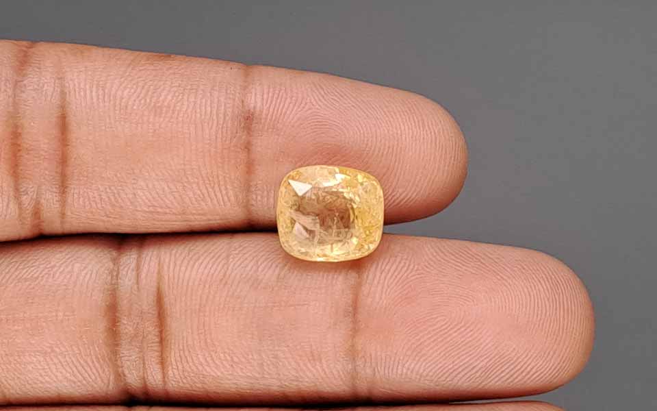Yellow Sapphire (Pukhraj) Gemstone - 7.61 Carats