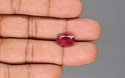 Ruby (Manik) Gemstone - 4.9 Carats