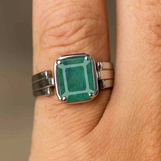 Classic Emerald Gemstone Ring for Male In Sterling Silver