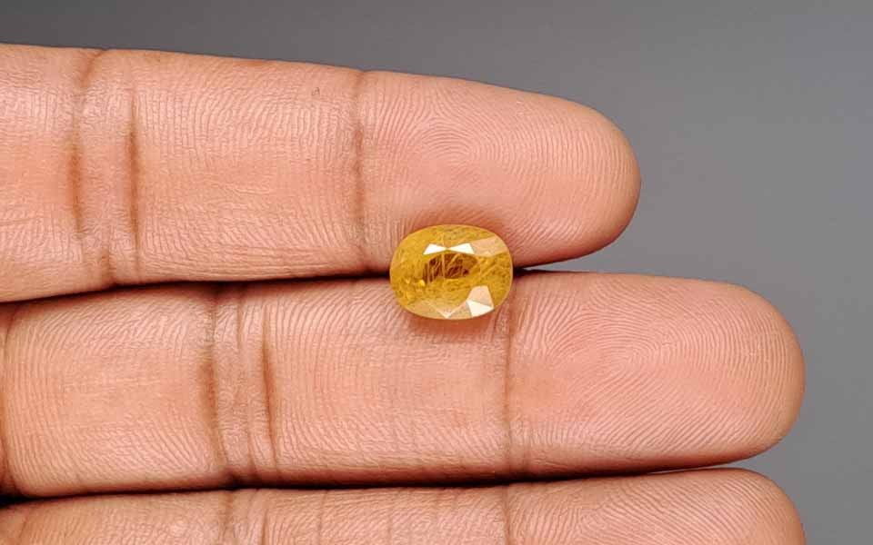 Yellow Sapphire (Pukhraj) Gemstone - 4.46 Carats