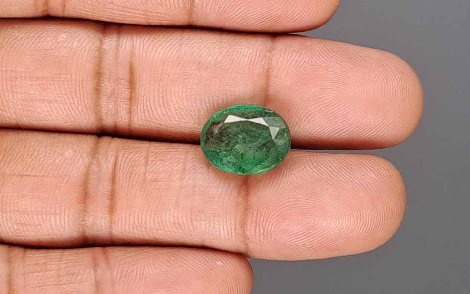 Emerald (Panna) Gemstone - 6.26 Carats