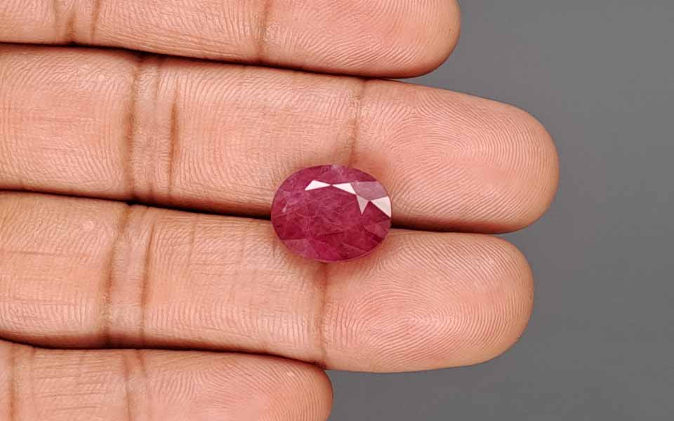 Ruby (Manik) Gemstone - 9.69 Carats
