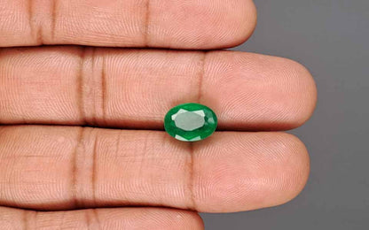 Emerald (Panna) Gemstone - 3.46 Carats