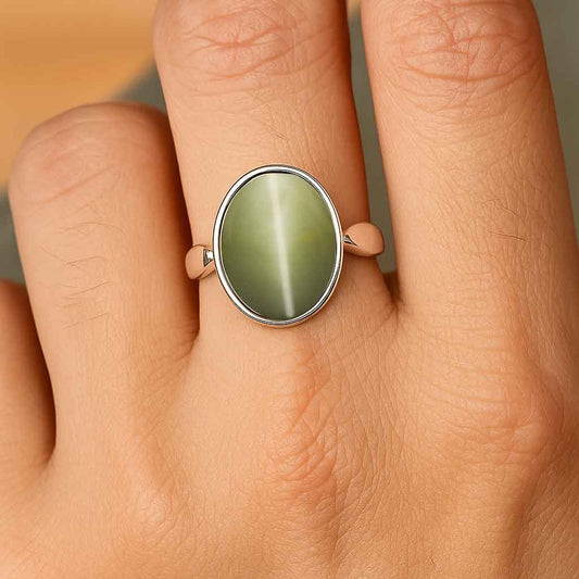 Royal Collection Sterling Silver Women’s Cat’s Eye Stone Ring