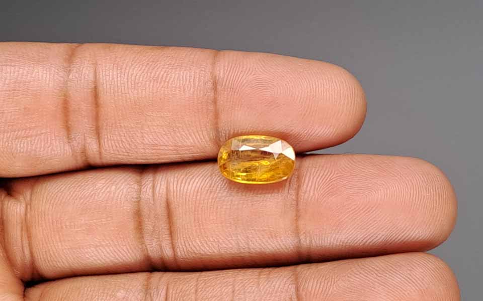 Yellow Sapphire (Pukhraj) Gemstone - 4.26 Carats