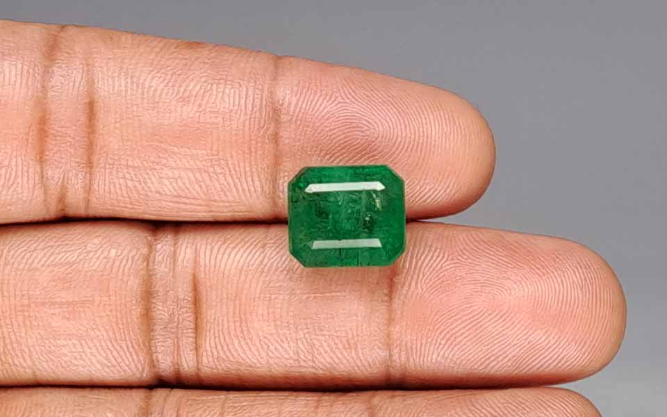 Emerald (Panna) Gemstone - 8.50 Carats