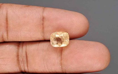 Yellow Sapphire (Pukhraj) Gemstone - 5.19 Carats