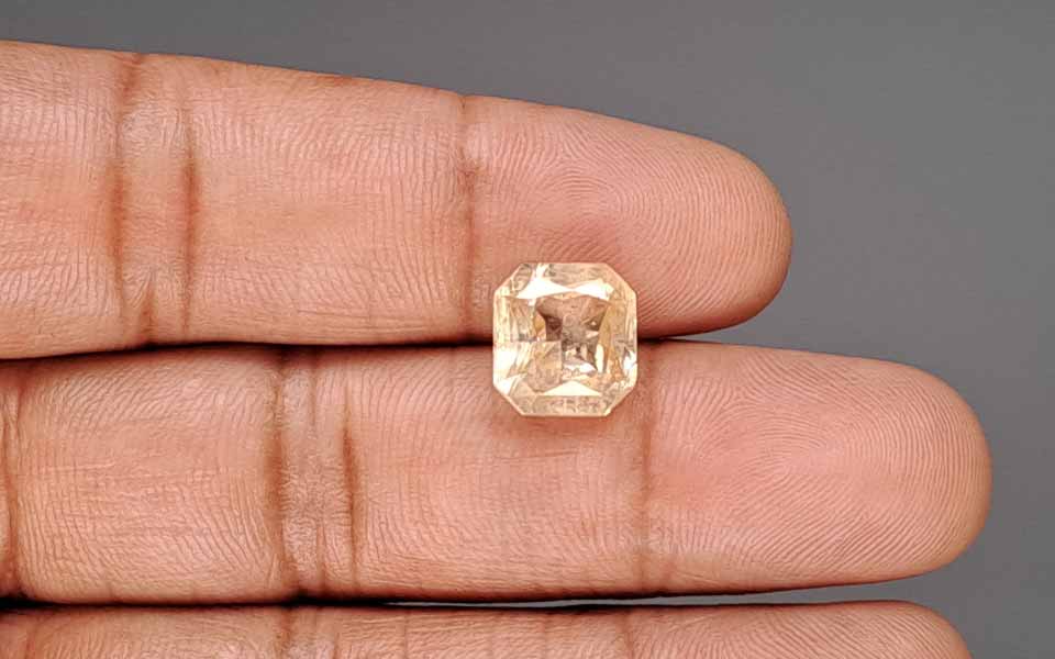Yellow Sapphire (Pukhraj) Gemstone - 7.0 Carats