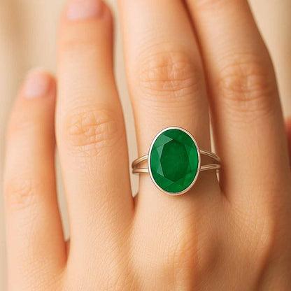 Elegant 925 Silver Emerald Stone Ring for Women