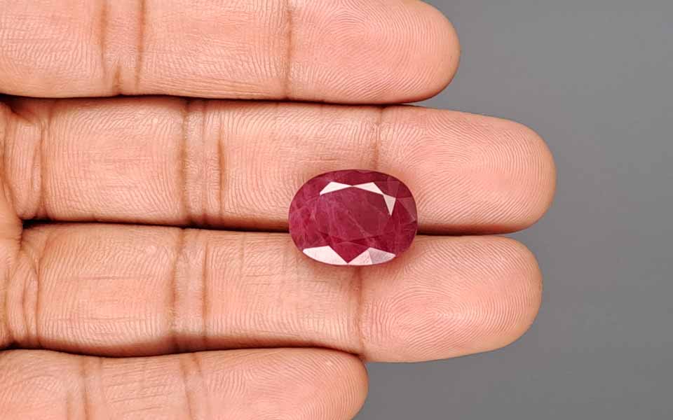 Ruby (Manik) Gemstone - 17.3 Carats