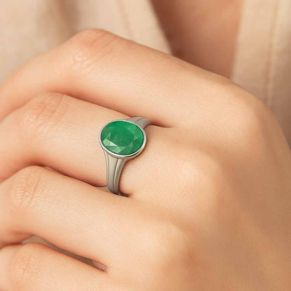 Elegant Craft 925 Silver Emerald Gemstone Ring for Ladies