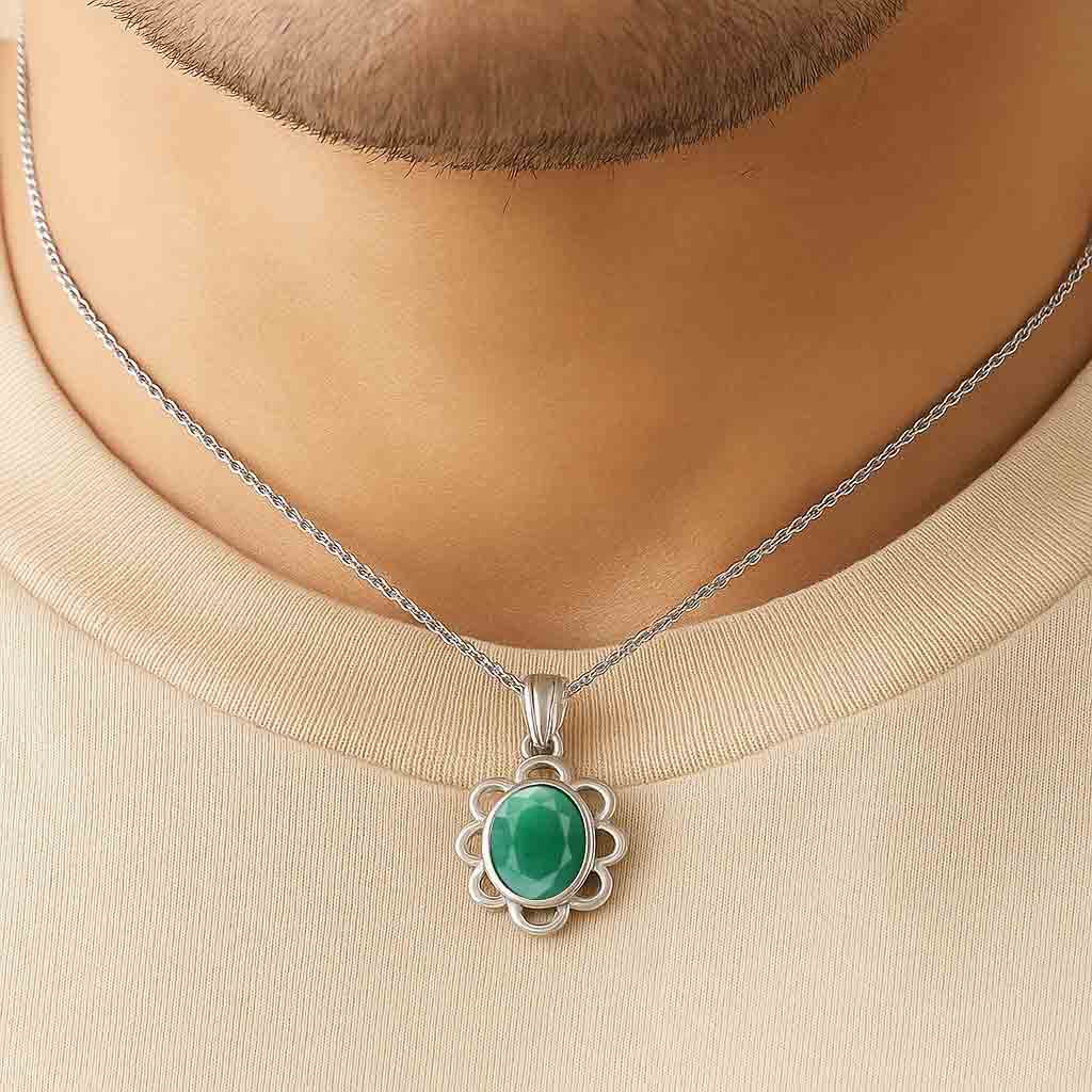 Handmade 925 Silver Emerald Gemstone Pendant