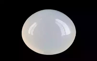 White Moonstone - 4.14 Carats
