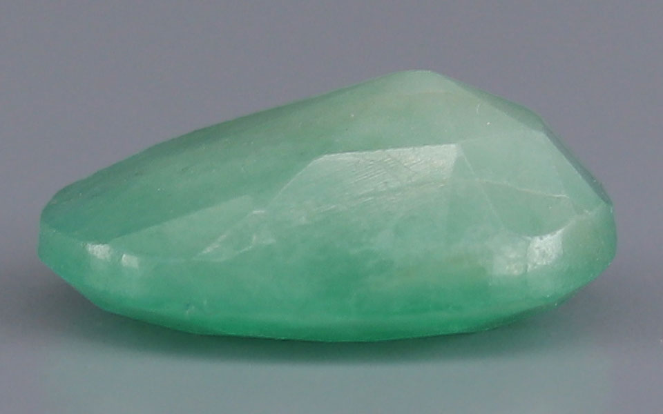 Emerald (Panna) Gemstone - 3.43 Carats