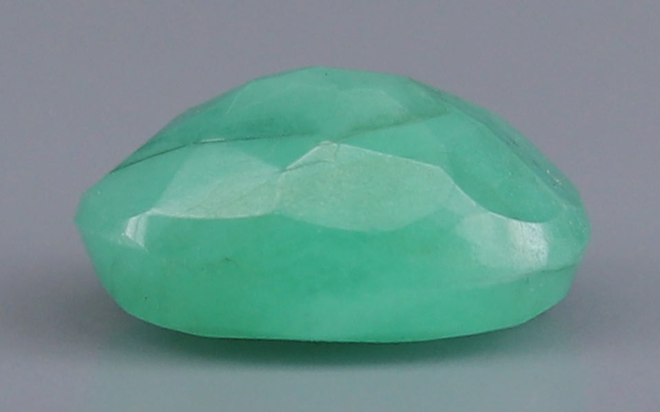 Emerald (Panna) Gemstone - 3.29 Carats