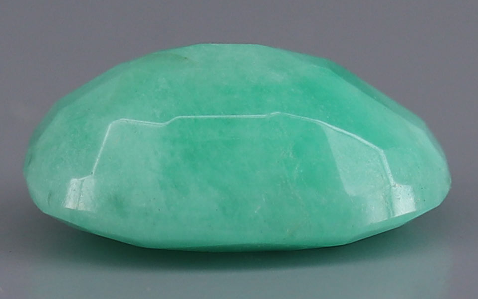 Emerald (Panna) Gemstone - 7.04 Carats