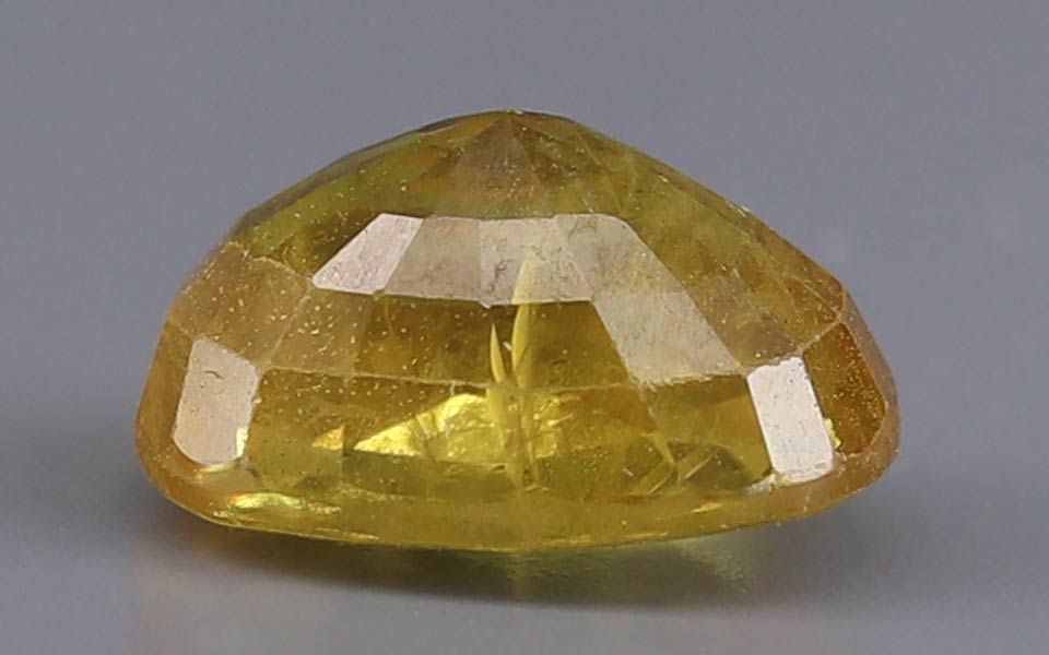 Yellow Sapphire (Pukhraj) Gemstone - 4.55 Carats