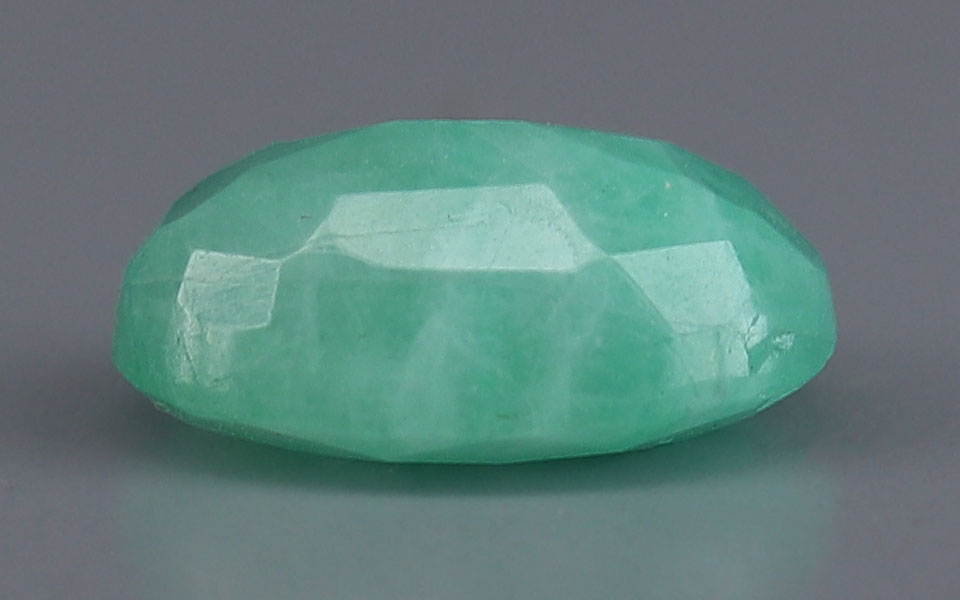 Emerald (Panna) Gemstone - 3.71 Carats