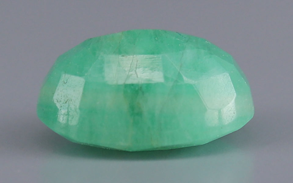 Emerald (Panna) Gemstone - 4.11 Carats