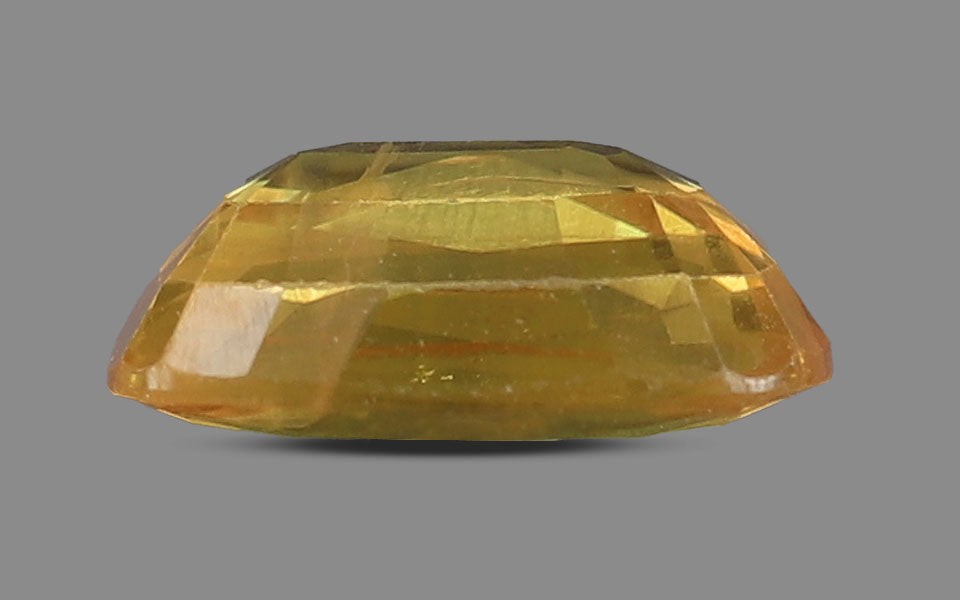 Yellow Sapphire (Pukhraj) Gemstone - 3.98 Carats
