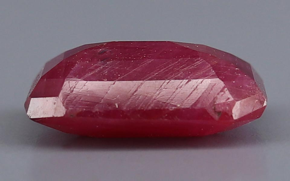 Ruby (Manik) Gemstone - 3.84 Carats