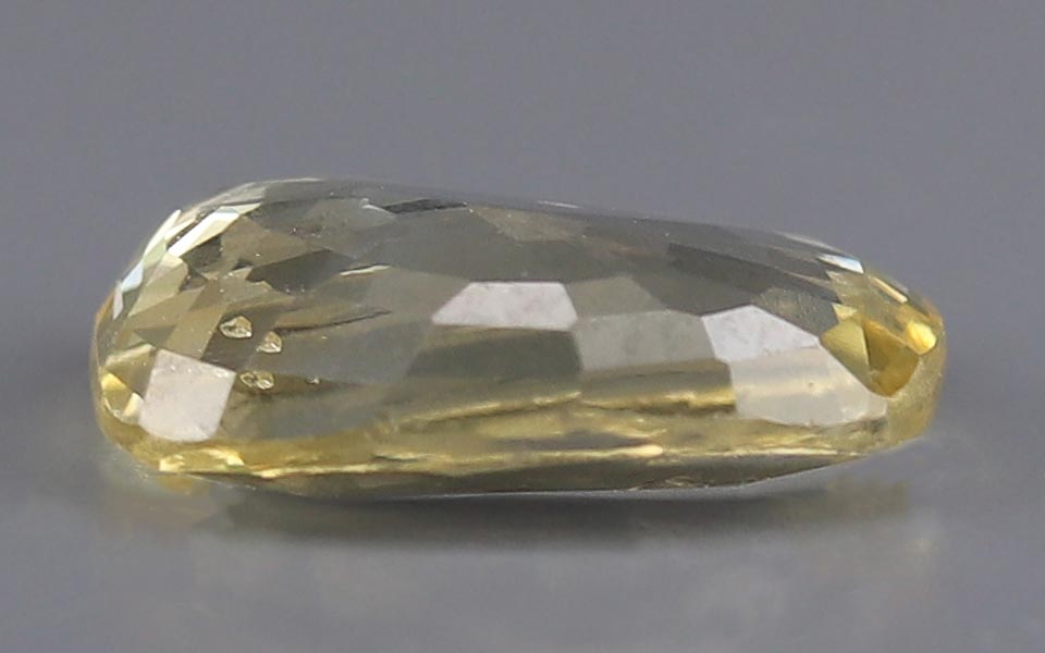 Yellow Sapphire (Pukhraj) Gemstone - 3.62 Carats