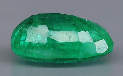 Emerald (Panna) Gemstone - 6.73 Carats