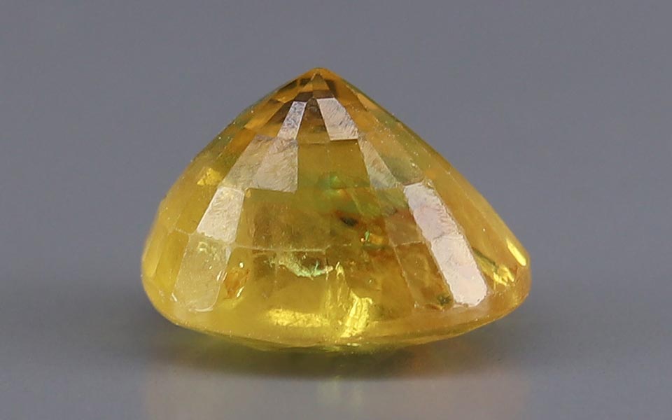 Yellow Sapphire (Pukhraj) Gemstone - 6.1 Carats